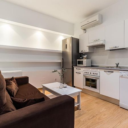 Waou Apartamentos En Sol Confort 4 Madrid Eksteriør billede